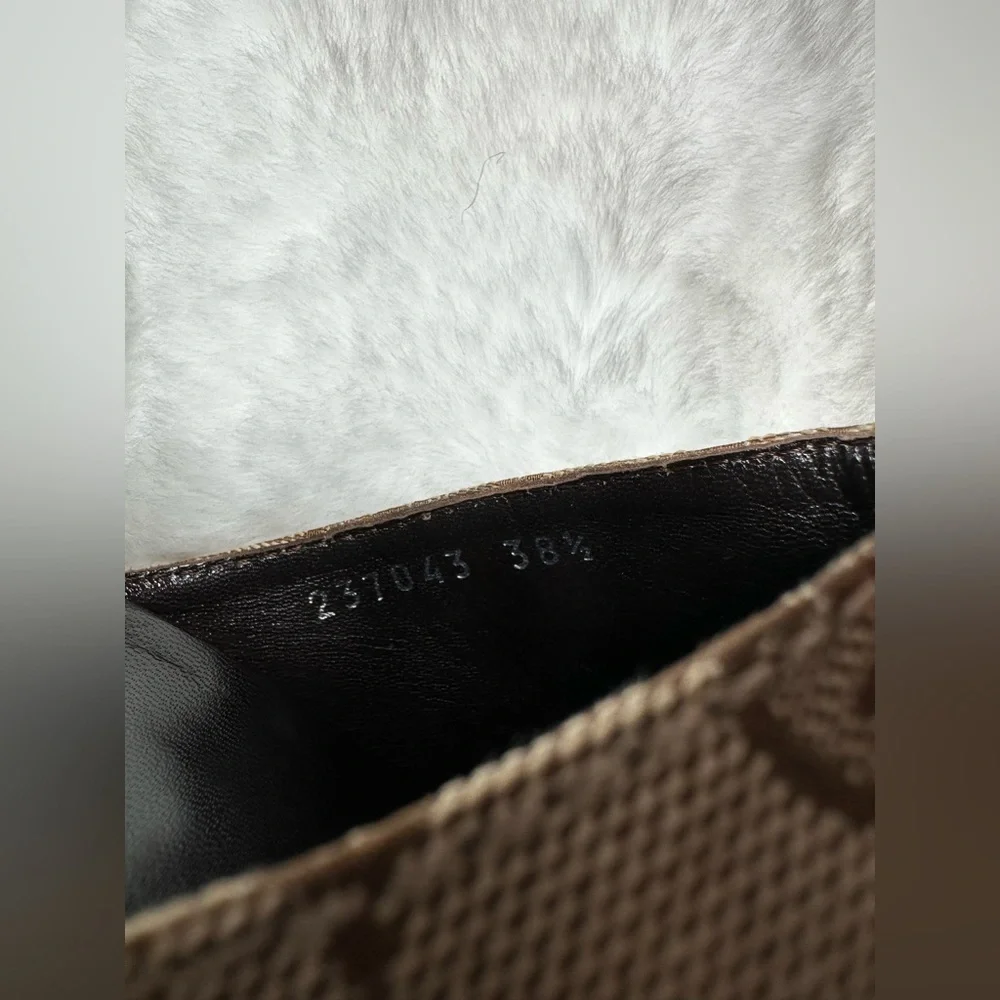 Gucci Women's Brown Monogram Mules - Picture 15 of 17